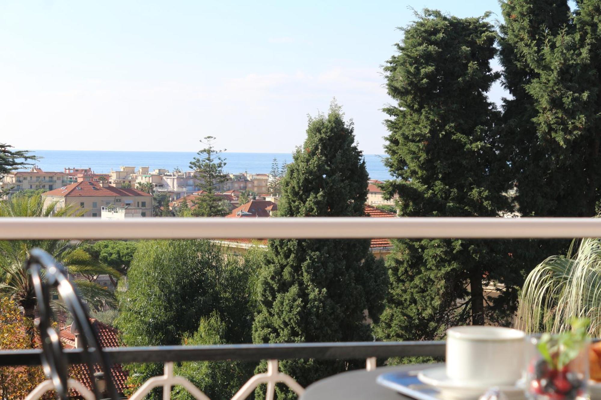 Hotel Astoria Bordighera Zewnętrze zdjęcie